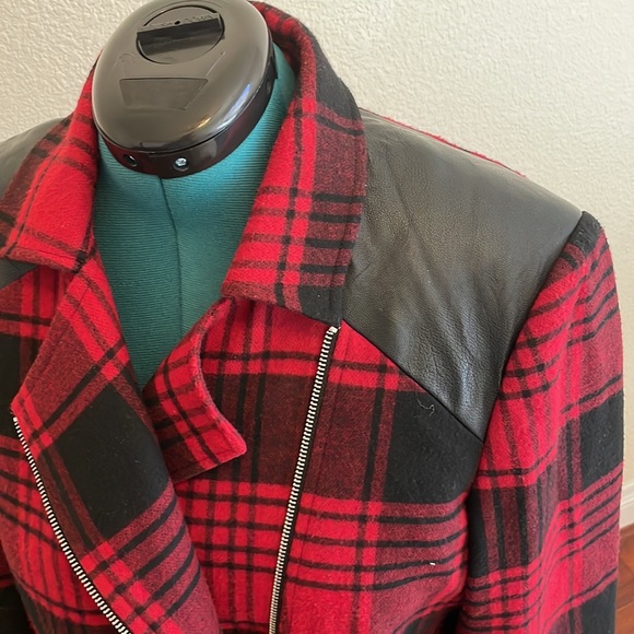 Red tartan /plaid coat - Picture 3 of 4